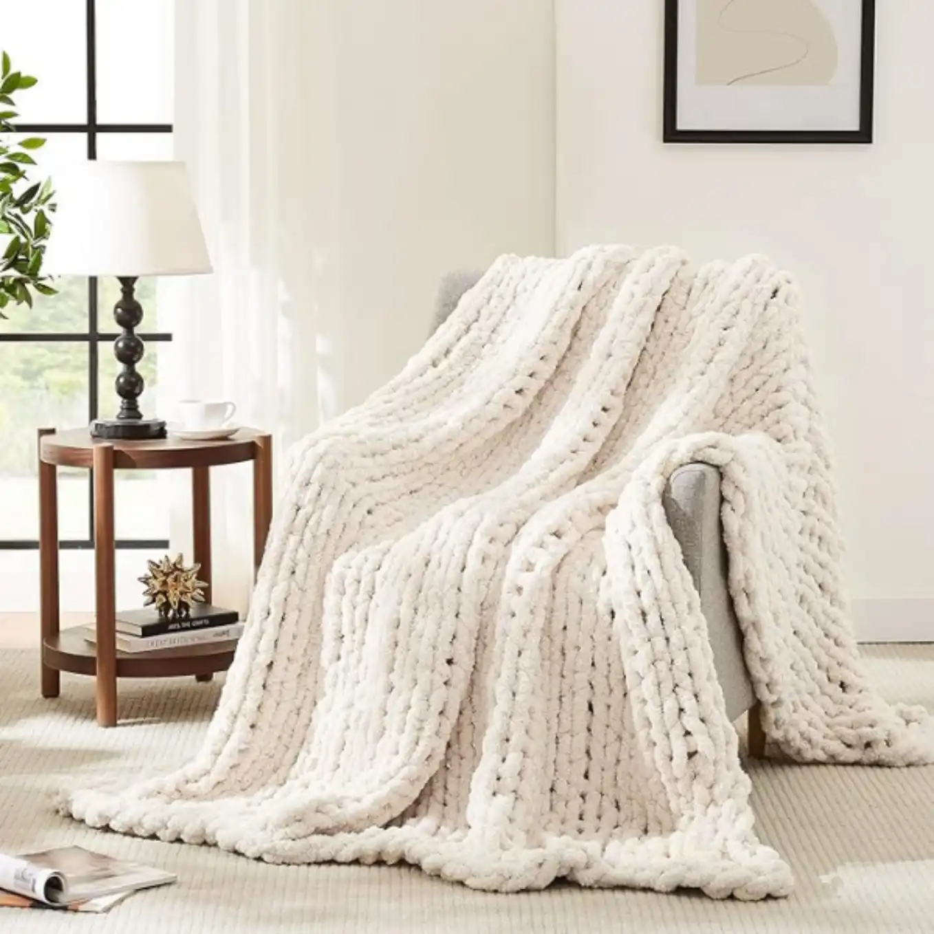 L'AGRATY Chunky Knit Throw Blanket Ivory Handmade Chenille Crochet Blanket